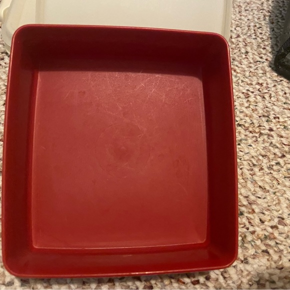 Various Vintage Tupperware Containers, square and pie - Picture 7 of 14